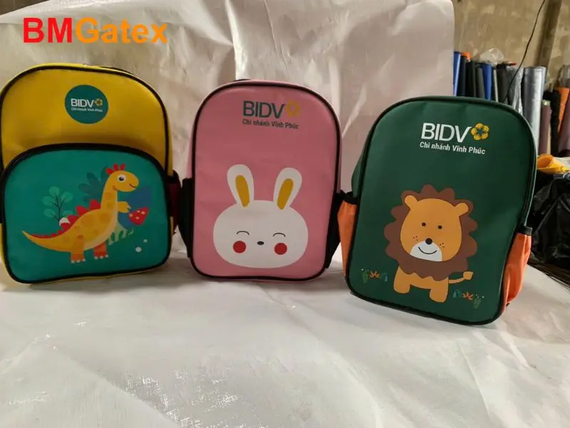 Lợi ích khi sử dụng ba lô phù hợp và cách giúp bé hình thành thói quen ngăn nắp Lợi ích khi sử dụng ba lô phù hợp và cách giúp bé hình thành thói quen ngăn nắp